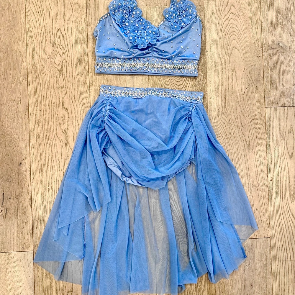 MA (Medium Adult)Semi Custom Kellé solo dance costume